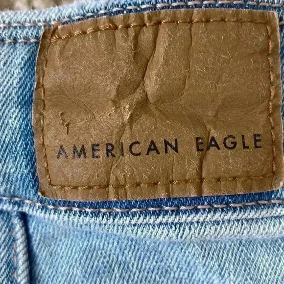 AMERICAN EAGLE Super Stretch Button Front Mini Denim Skirt in Size 6 - Picture 7 of 9